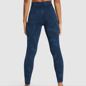 Gymshark Adapt Camo Seamless Leggings in Savanna Navy